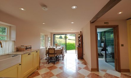 3 Bed in Skilgate 7