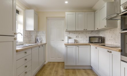 3 Bed in Sharrington 4