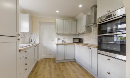 3 Bed in Sharrington 3