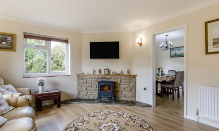 3 Bed in Sharrington 1