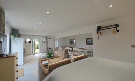 2 Bed in Borth 8