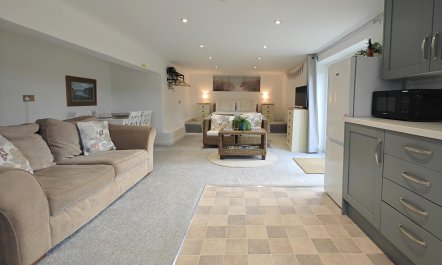 2 Bed in Borth 2