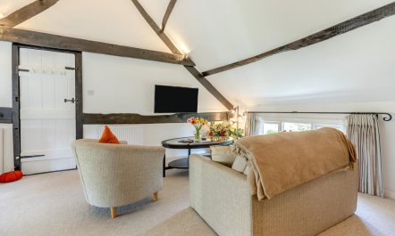 2 Bed in Weston 6