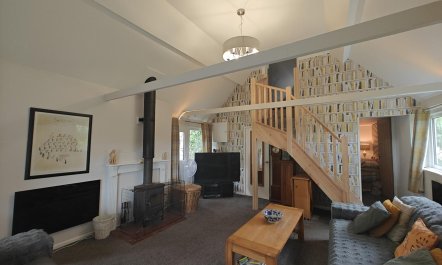 2 Bed in Crow