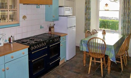3 Bed in Rockcliffe 6