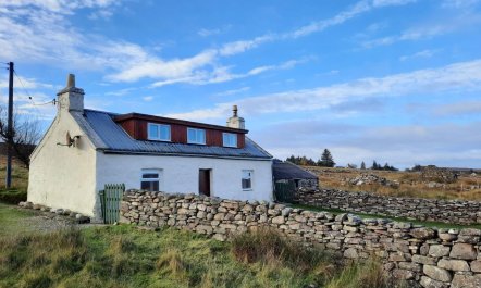 3 Bed in Dundonnell 1