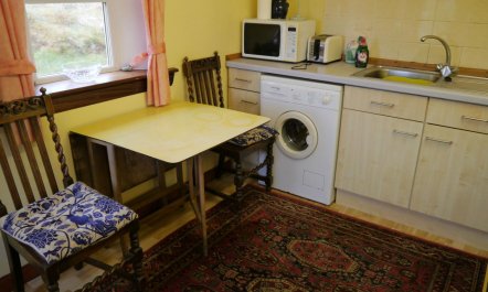 3 Bed in Dundonnell 7