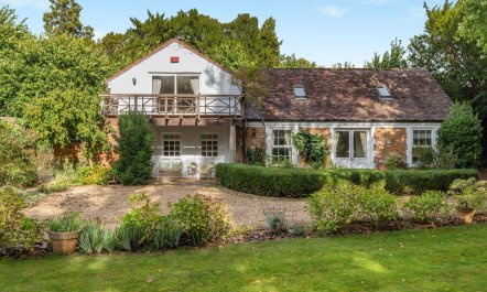 2 Bed in Stoke Hammond