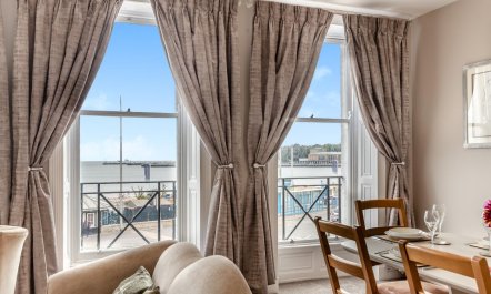2 Bed in Weymouth 9