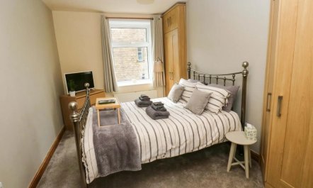 3 Bed in Haworth 5