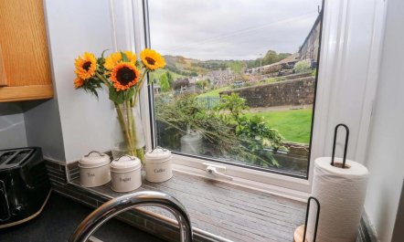 3 Bed in Haworth 4