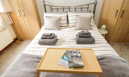 3 Bed in Haworth 6