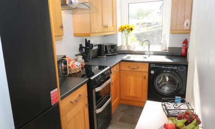 3 Bed in Haworth 2
