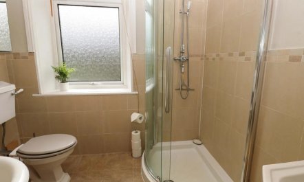 3 Bed in Haworth 8