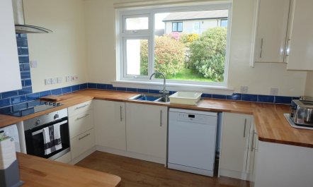 3 Bed in Rockcliffe 2