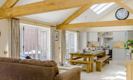 5 Bed in Thirsk 6