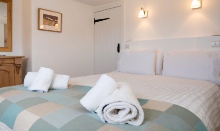 1 Bed in Gatehouse Of Fleet 2