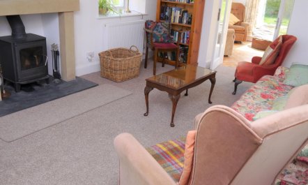 3 Bed in Thornhill 1