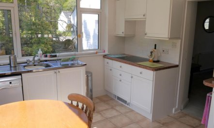 3 Bed in Thornhill 7