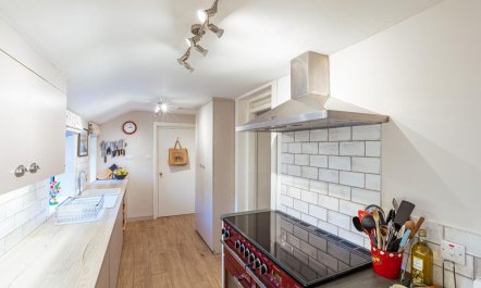 8 Bed in New Galloway 9