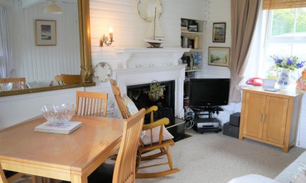 2 Bed in Rockcliffe 2