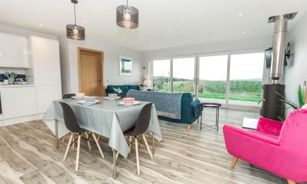 2 Bed in Gatehouse Of Fleet 3