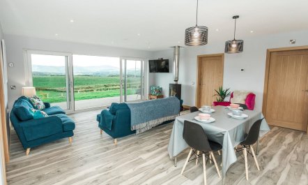 2 Bed in Gatehouse Of Fleet 5