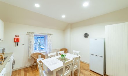 4 Bed in Penninghame, Newton Stewart 6