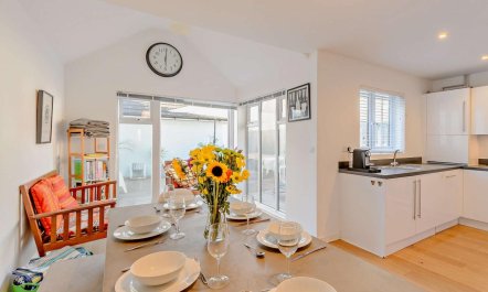 3 Bed in Camber 3