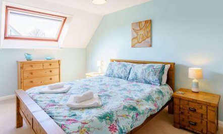 2 Bed in Cardigan 6