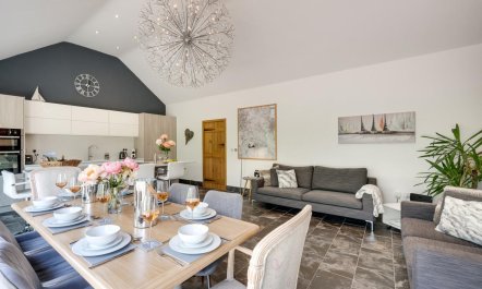 4 Bed in Ashbourne 9