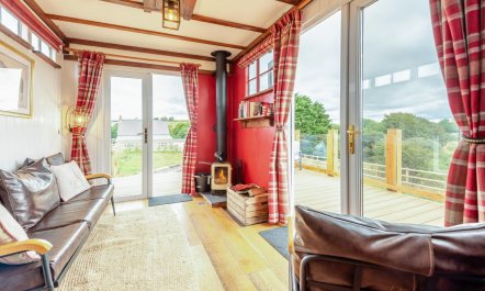 1 Bed in Pelcomb Bridge 1