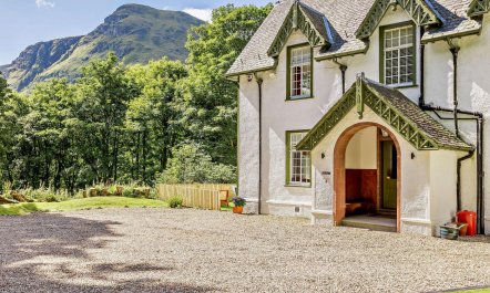 8 Bed in Kirriemuir 2