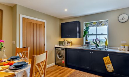 2 Bed in Richmond 8