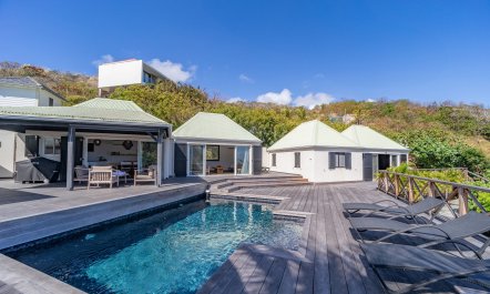 Teak & Tradewinds 5