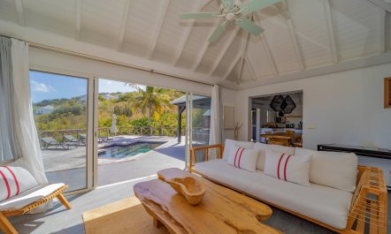 Teak & Tradewinds 7