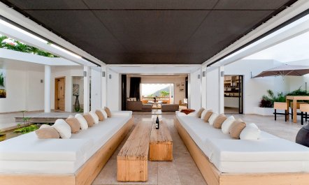 Gustavia Retreat 1