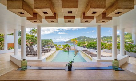 Gustavia Retreat