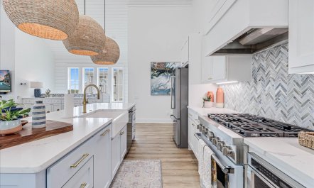 Coastal Crest 8