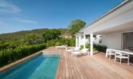 Gustavia Glow 2