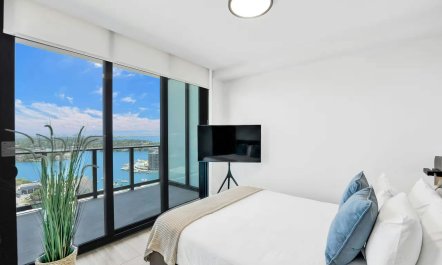 Intracoastal Bright 7