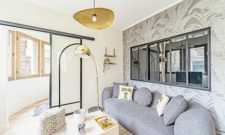 Left Bank Belle 1