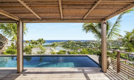 Lagoon & Rattan