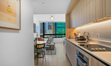Brickell Gaze 6