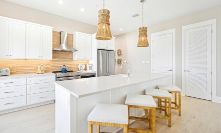 Seaside Chic Retreat 9