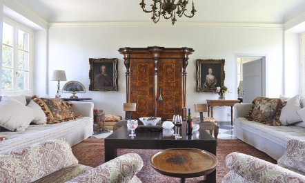 The Tuscan Library 6