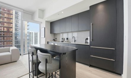 Miami Pearl 6
