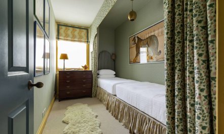 The Bayswater Botanical 9