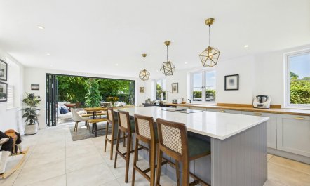 Chiltern Nest 8