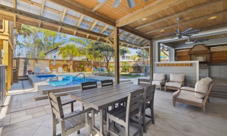 Rooftop over Seagrove 7